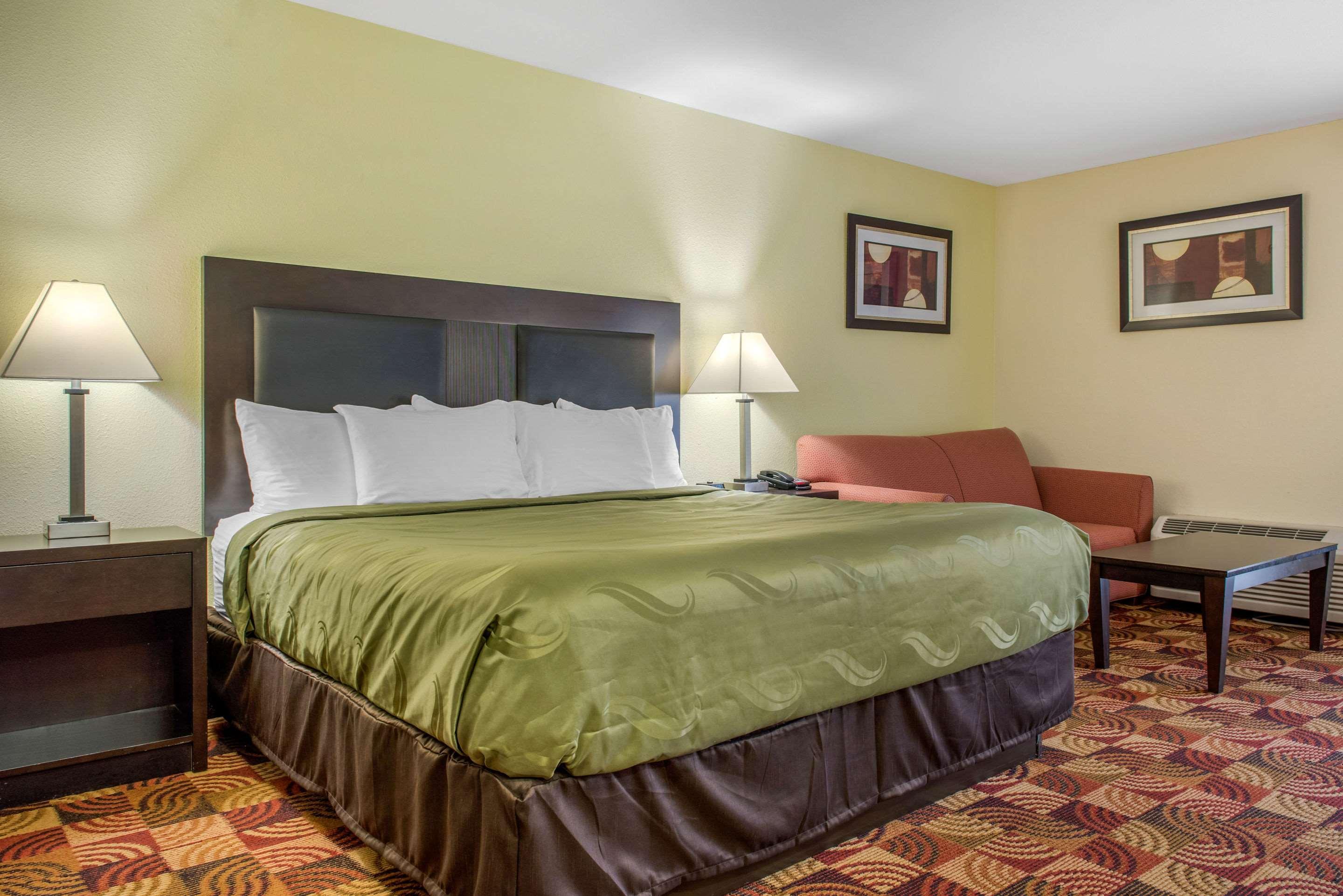 Quality Inn Bloomington Near University Esterno foto