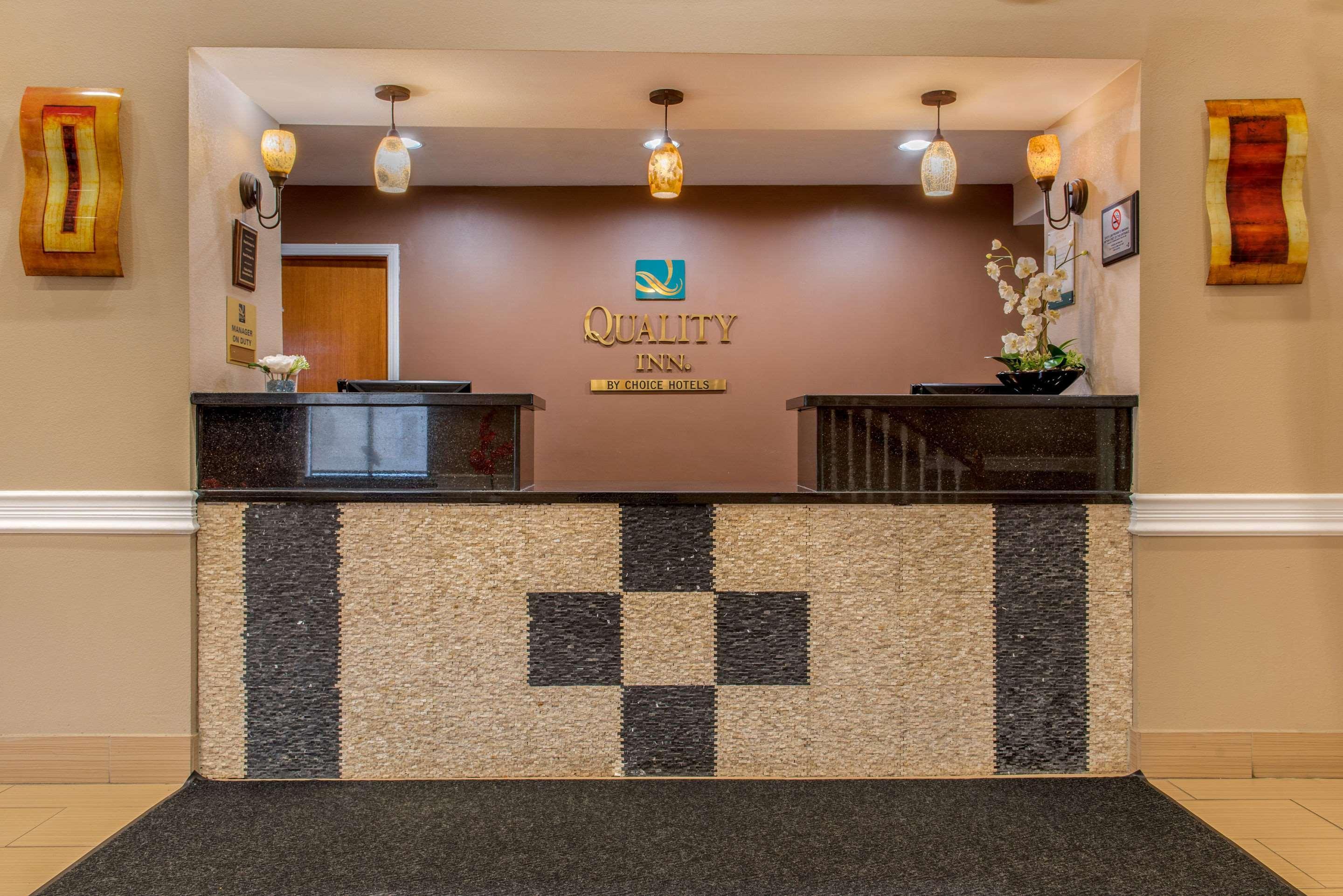 Quality Inn Bloomington Near University Esterno foto